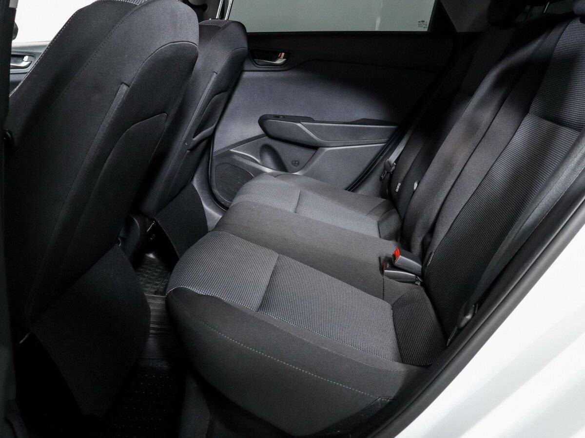 Hyundai Solaris 2021 года с пробегом. Фото: #7