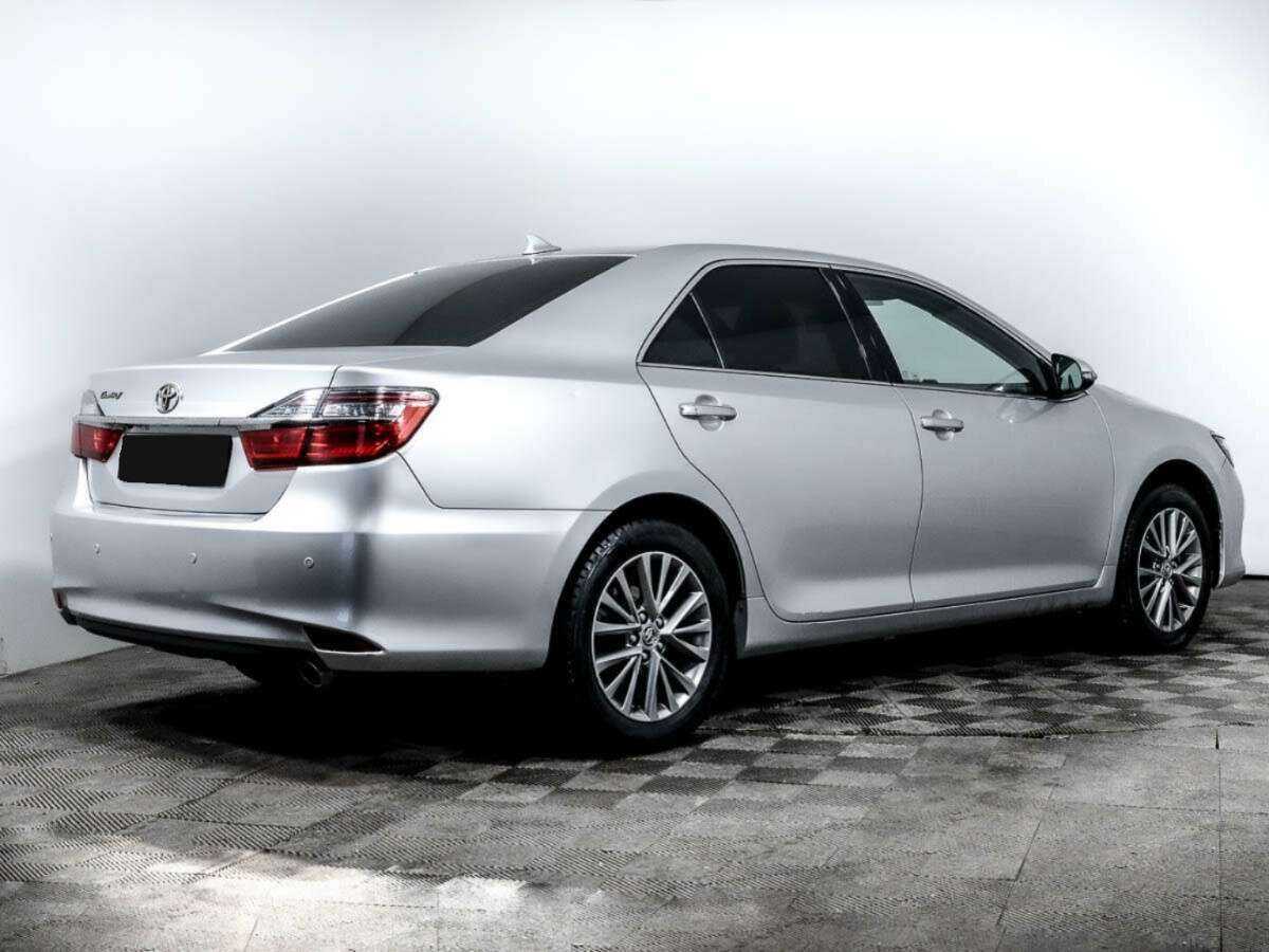 Toyota Camry 2018 года с пробегом. Фото: #3