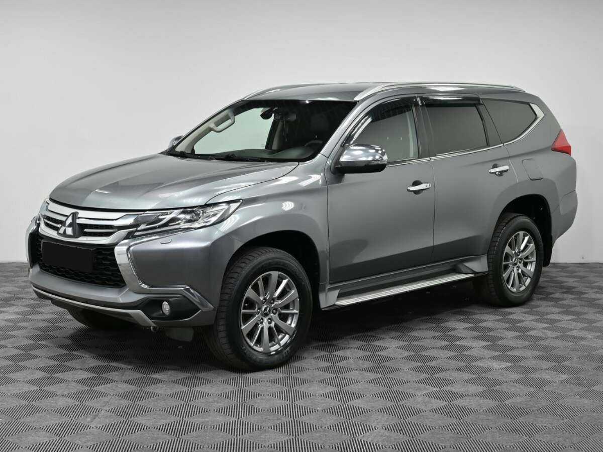 Mitsubishi Pajero Sport 2017 года с пробегом. Фото: #0