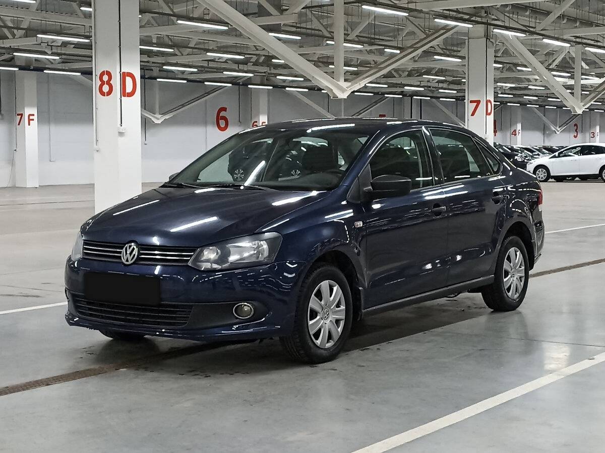 Volkswagen Polo 2015 года с пробегом. Посмотреть фото