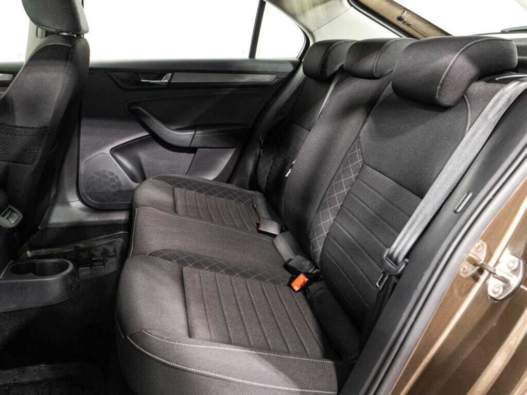 Skoda Rapid 2018 года с пробегом. Фото: #9