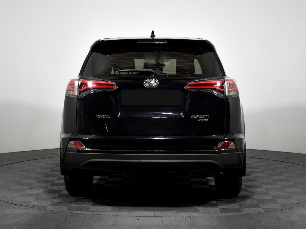 Toyota RAV4 2018 года с пробегом. Фото: #5