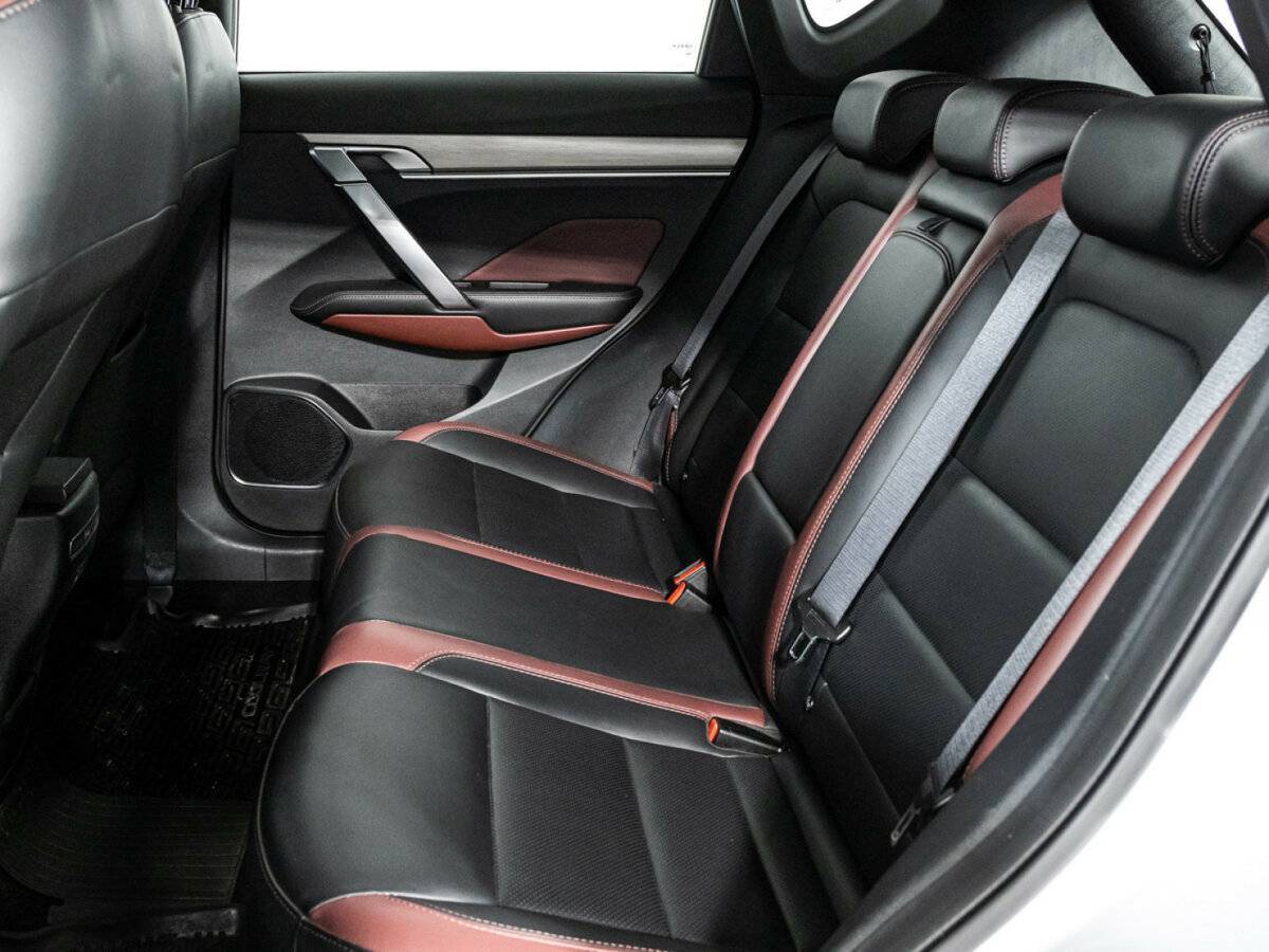 Geely Coolray 2021 года с пробегом. Фото: #9