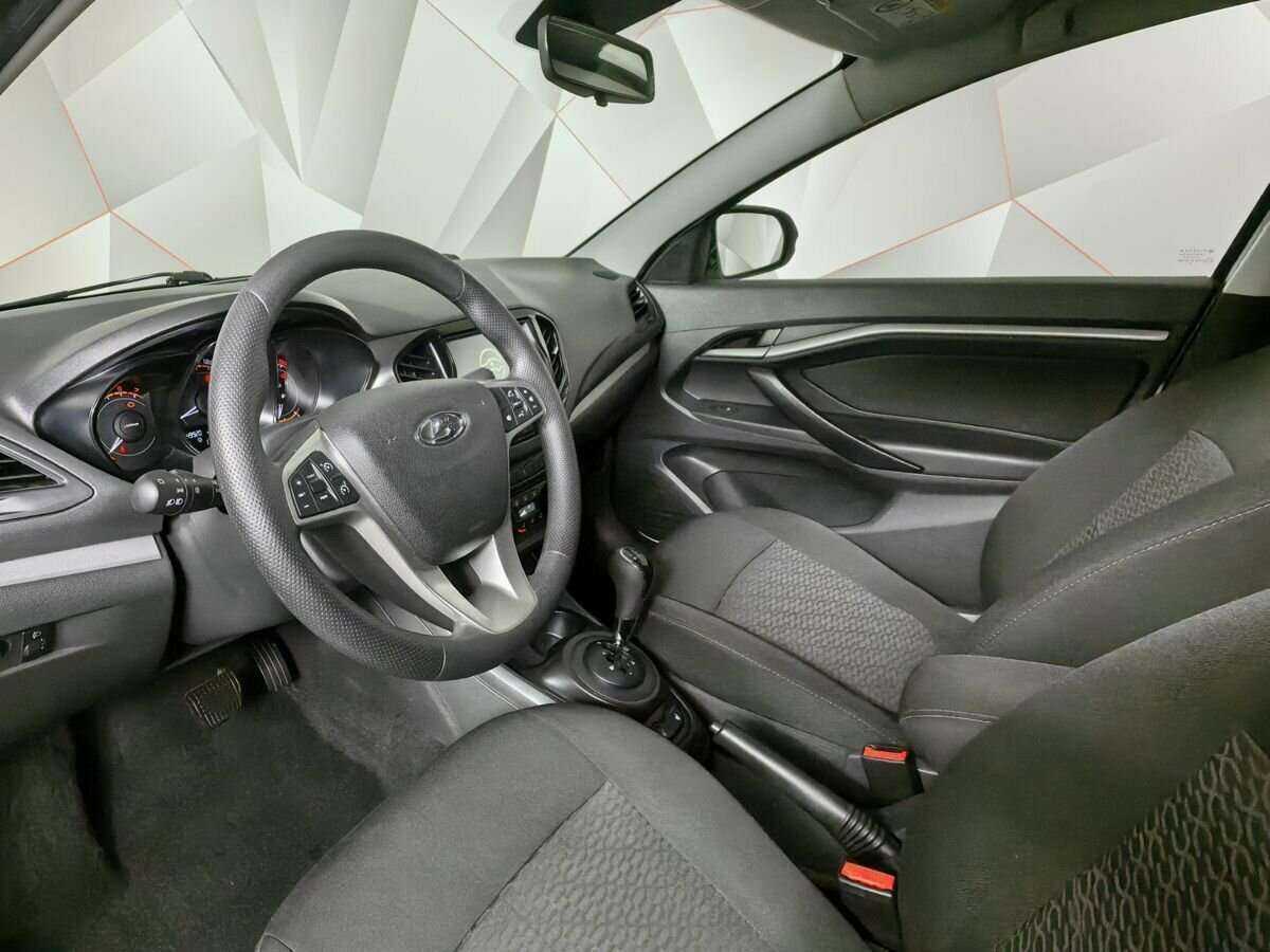 Lada (ВАЗ) Vesta 2018 года с пробегом. Фото: #12