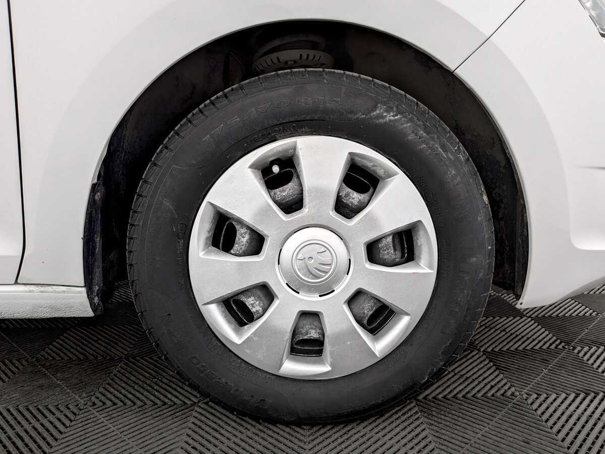 Skoda Rapid 2017 года с пробегом. Фото: #17