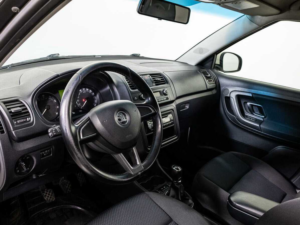 Skoda Fabia 2013 года с пробегом. Фото: #10