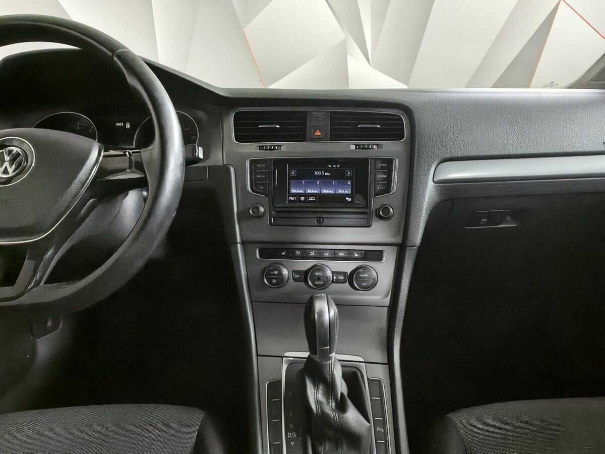 Volkswagen Golf 2013 года с пробегом. Фото: #10