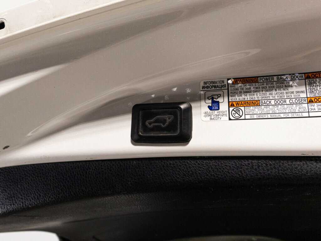 Toyota RAV4 2017 года с пробегом. Фото: #15