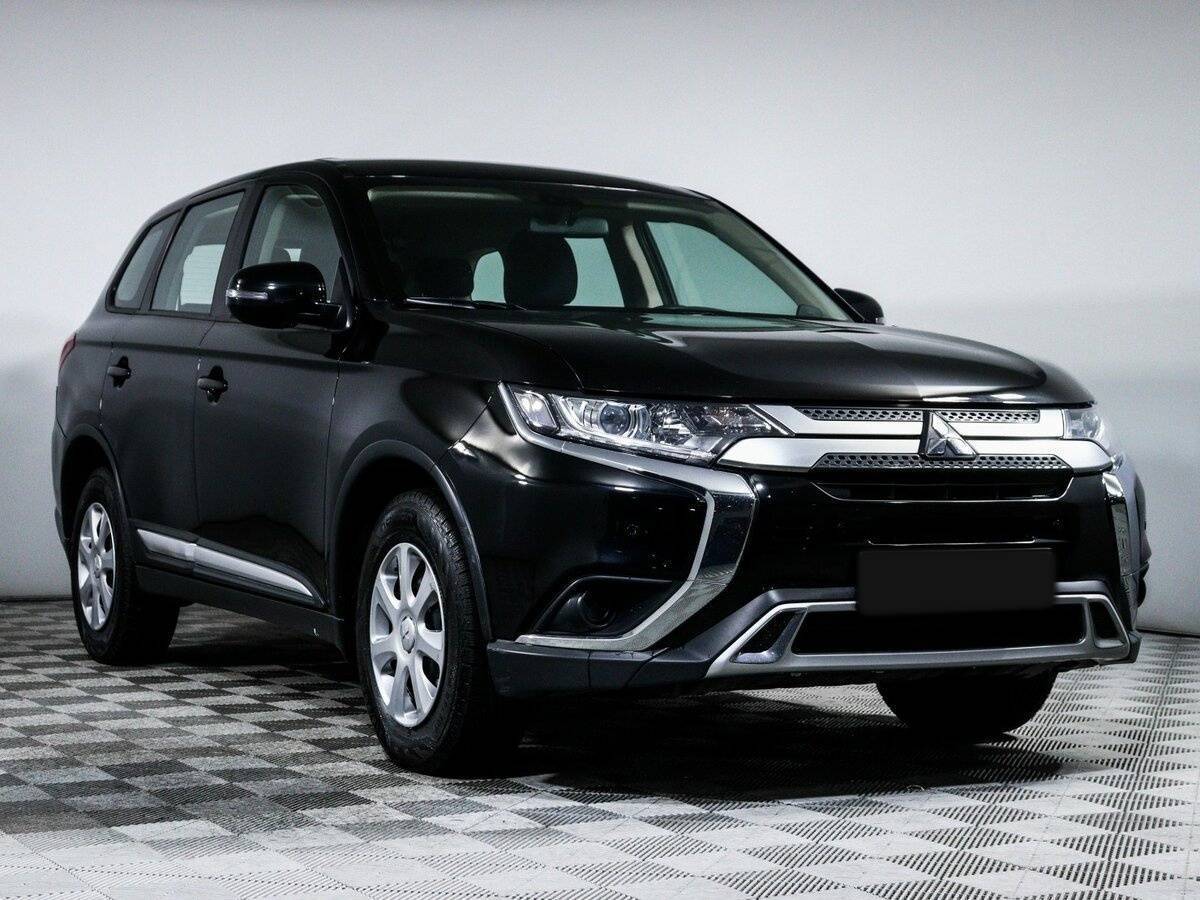 Mitsubishi Outlander 2019 года с пробегом. Фото: #2