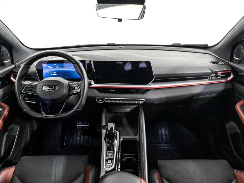 Geely Coolray 2023 года с пробегом. Фото: #12