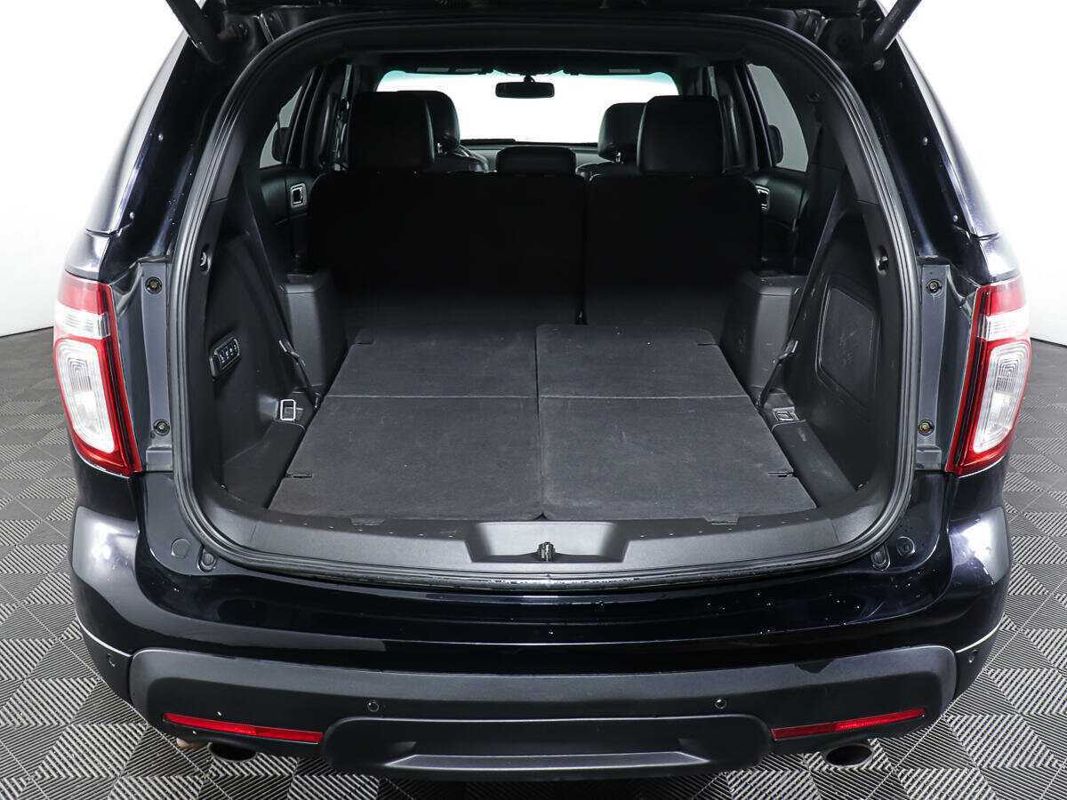 Ford Explorer 2013 года с пробегом. Фото: #8