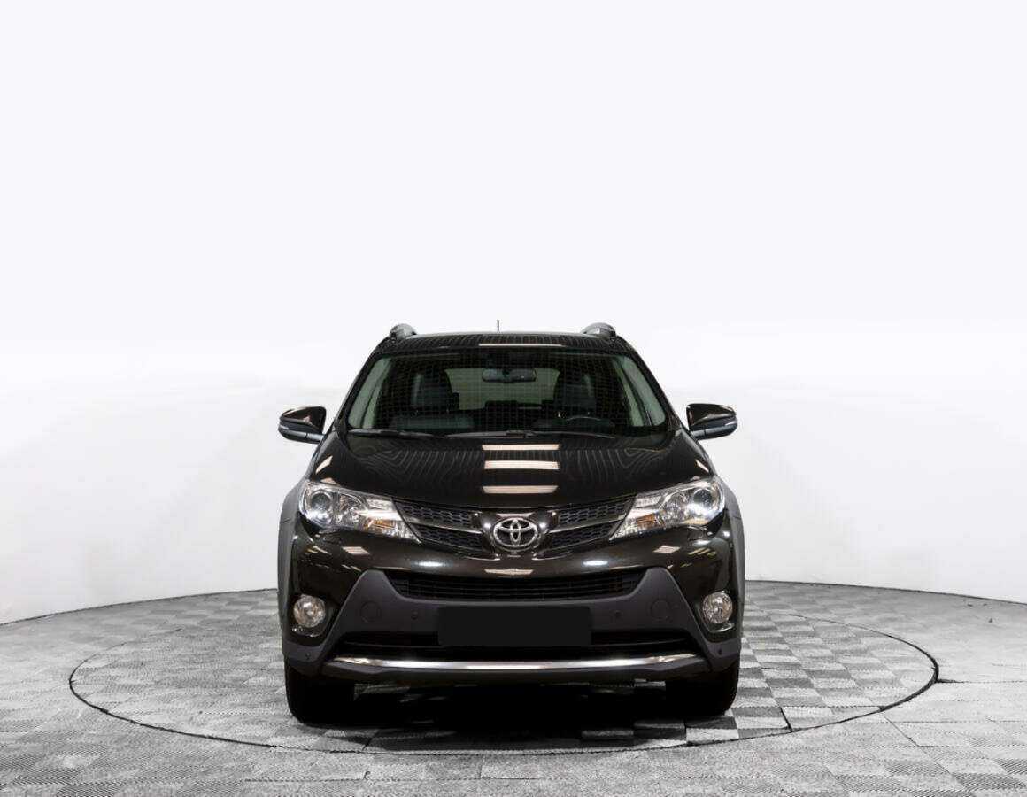 Toyota RAV4 2015 года с пробегом. Фото: #0