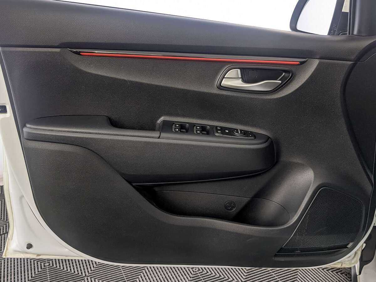 Kia Rio 2020 года с пробегом. Фото: #14