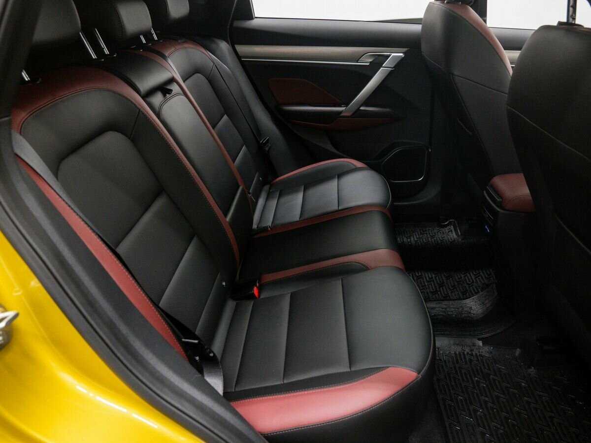 Geely Coolray 2022 года с пробегом. Фото: #9