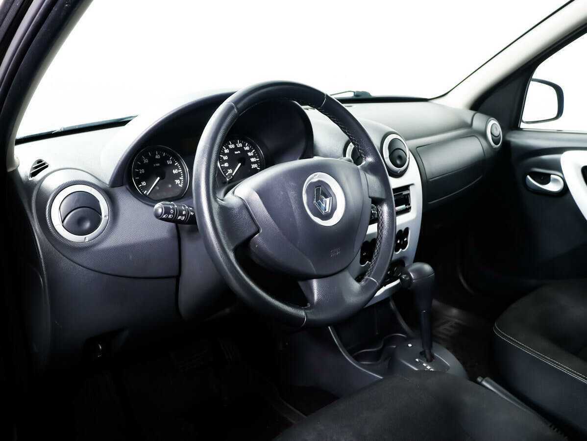 Renault Sandero 2013 года с пробегом. Фото: #12