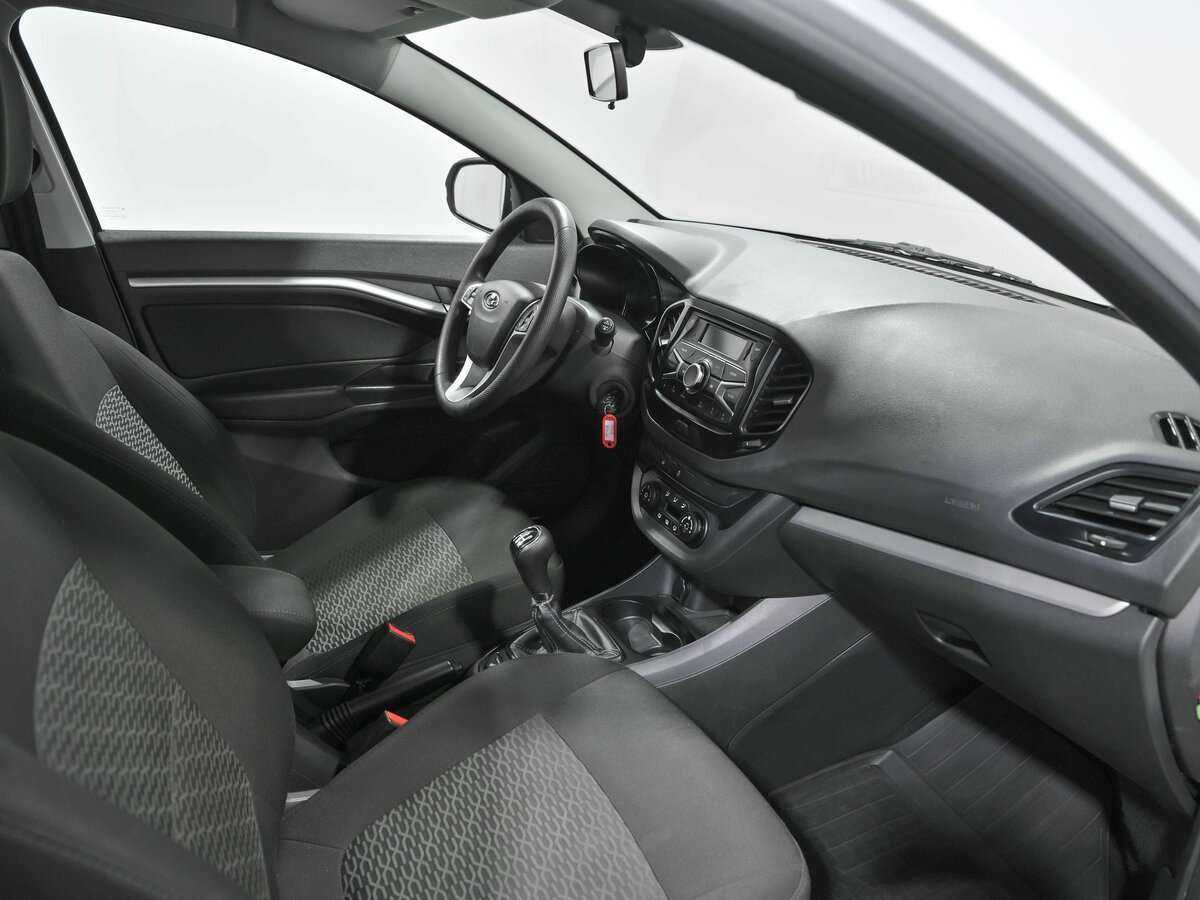 Lada (ВАЗ) Vesta 2019 года с пробегом. Фото: #13