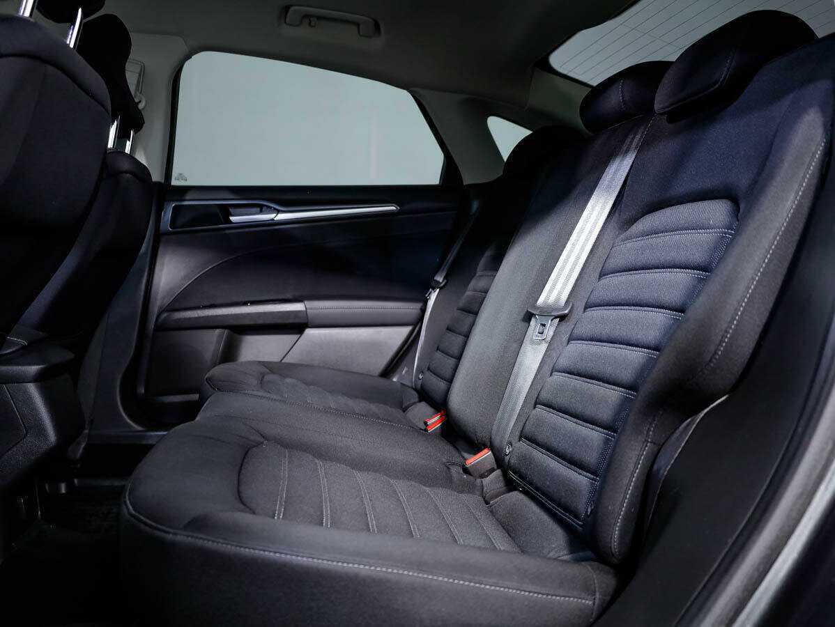 Ford Mondeo 2017 года с пробегом. Фото: #11