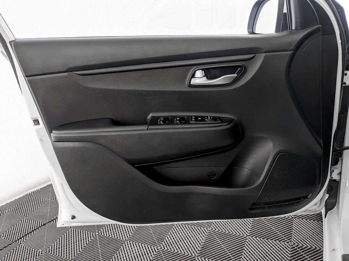 Kia Rio 2020 года с пробегом. Фото: #13