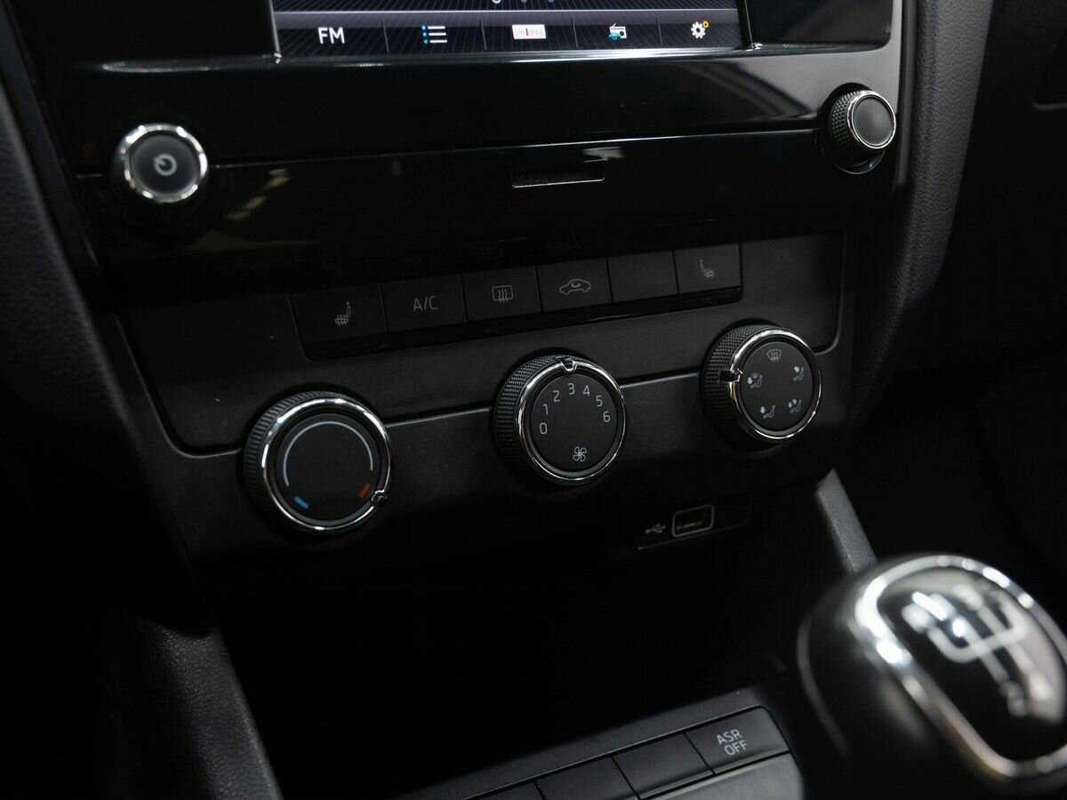 Skoda Octavia 2019 года с пробегом. Фото: #17