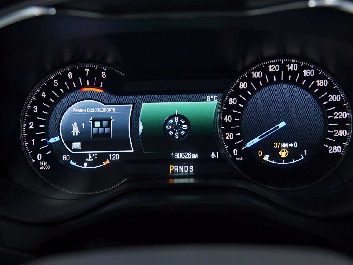 Ford Mondeo 2016 года с пробегом. Фото: #8