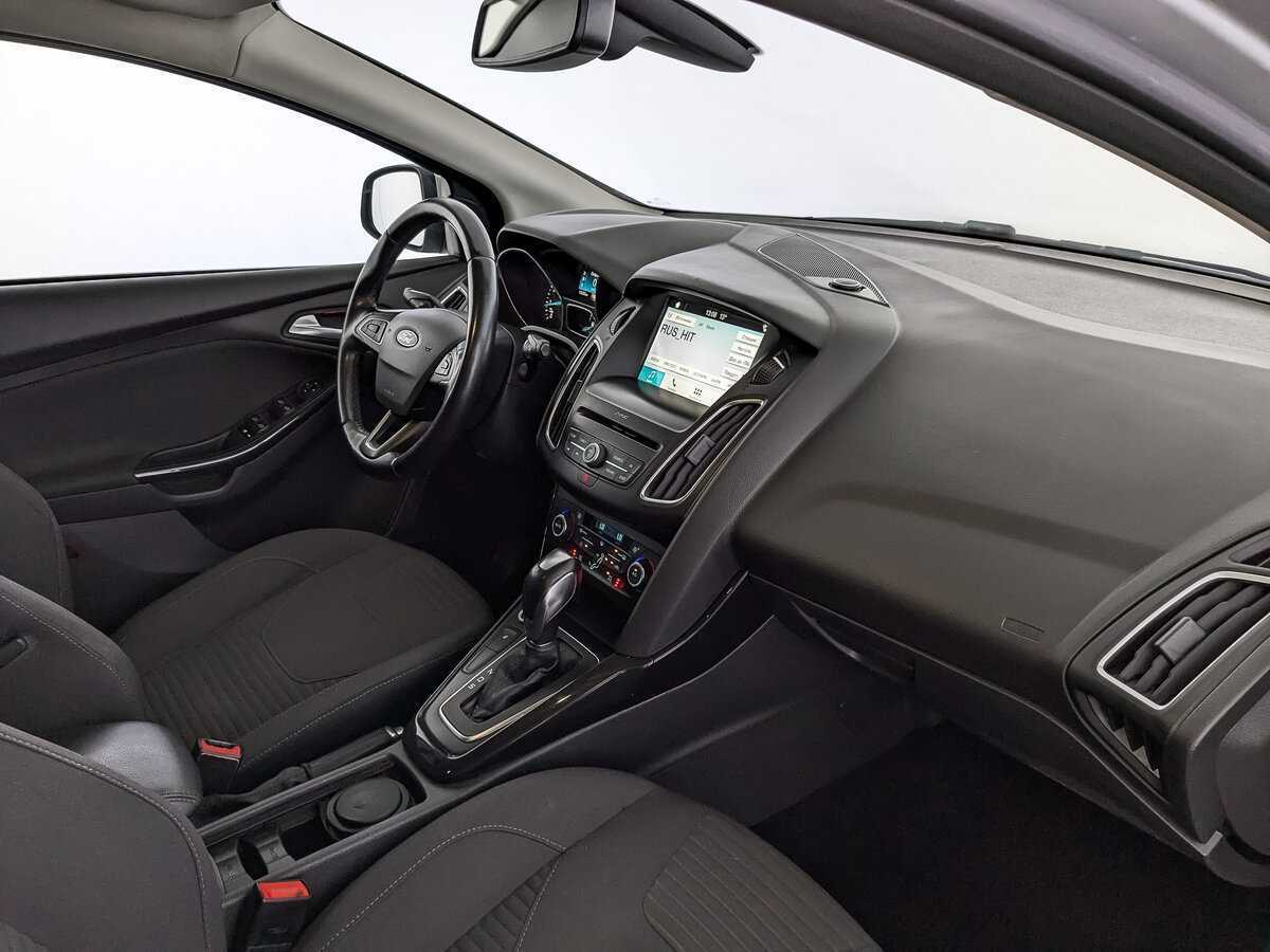 Ford Focus 2017 года с пробегом. Фото: #12