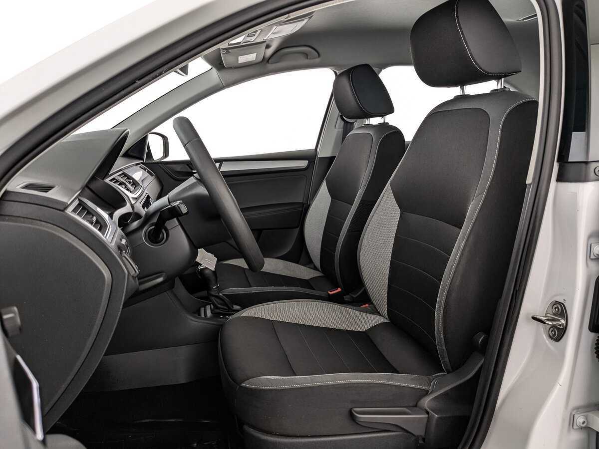 Skoda Rapid 2019 года с пробегом. Фото: #15
