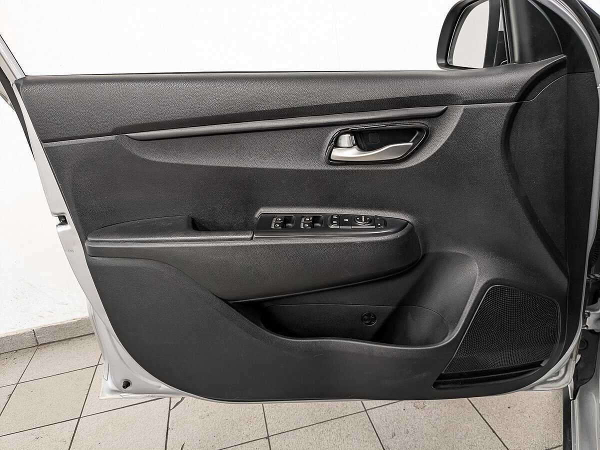 Kia Rio 2020 года с пробегом. Фото: #18