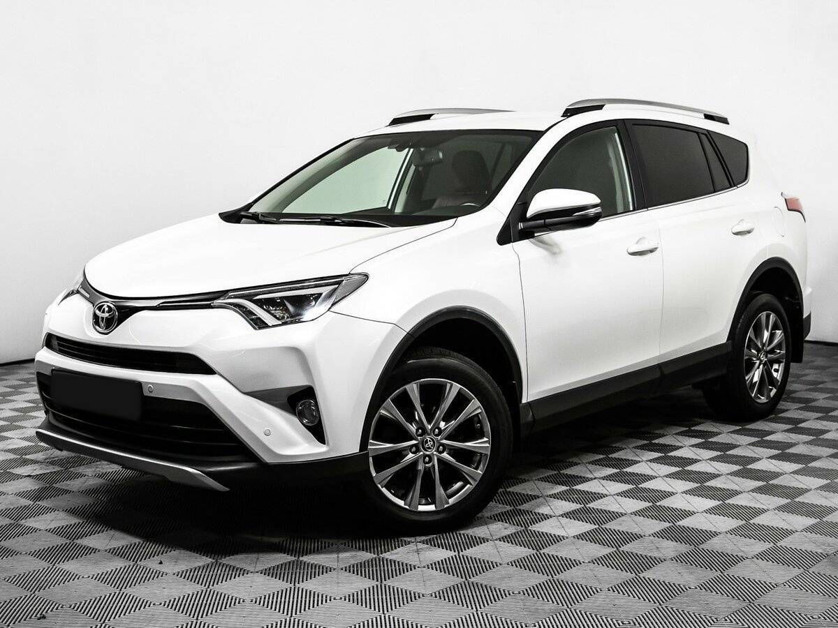 Toyota RAV4 2019 года с пробегом. Посмотреть фото