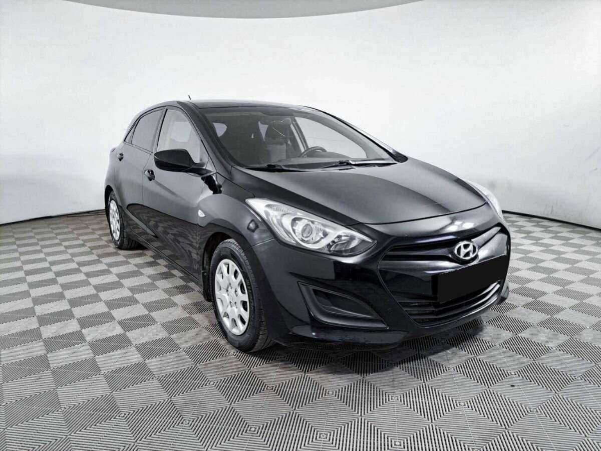 Hyundai i30 2012 года с пробегом. Фото: #2