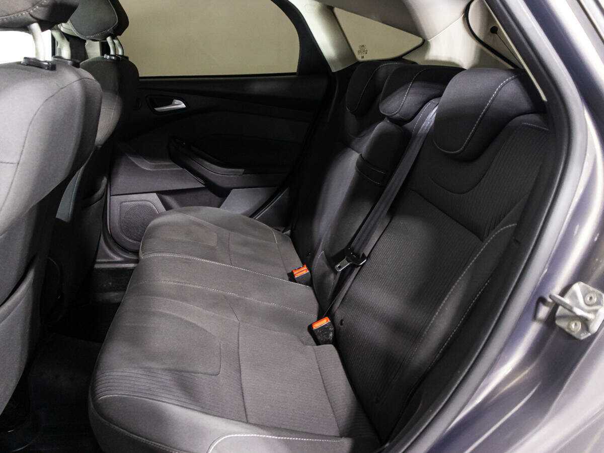 Ford Focus 2012 года с пробегом. Фото: #9