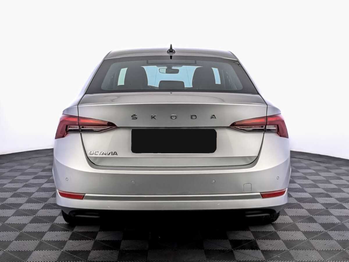 Skoda Octavia 2021 года с пробегом. Фото: #5