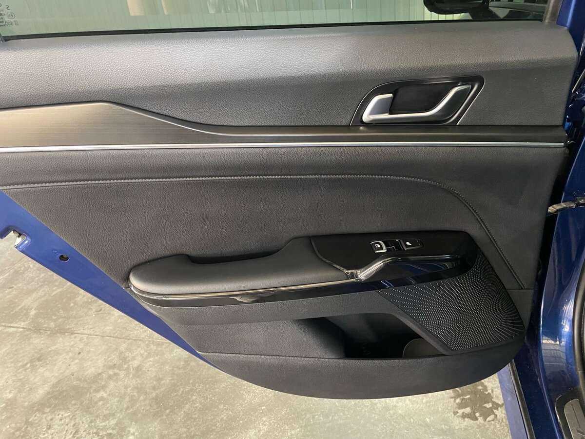 Kia K5 2021 года с пробегом. Фото: #22