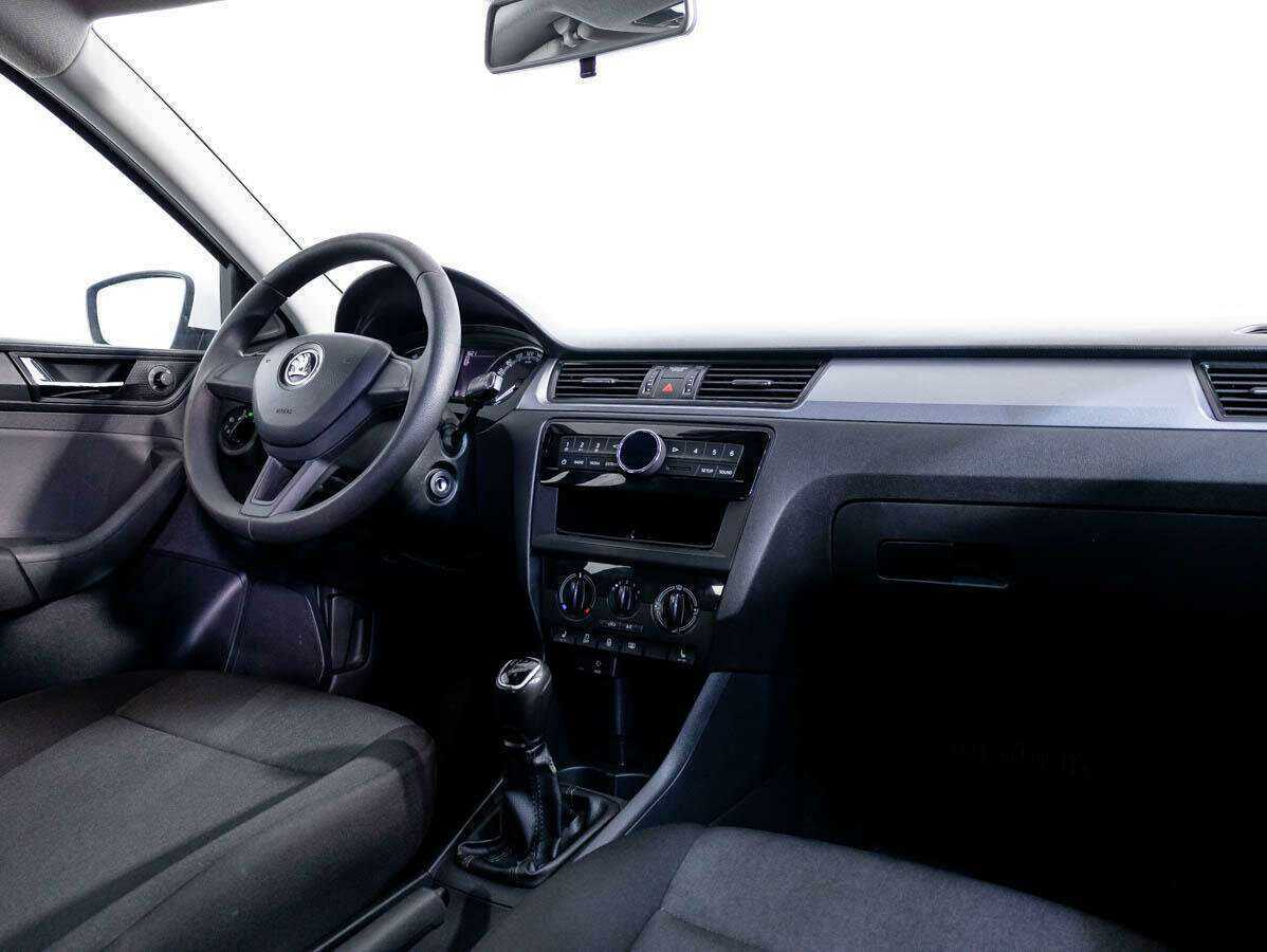 Skoda Rapid 2017 года с пробегом. Фото: #7