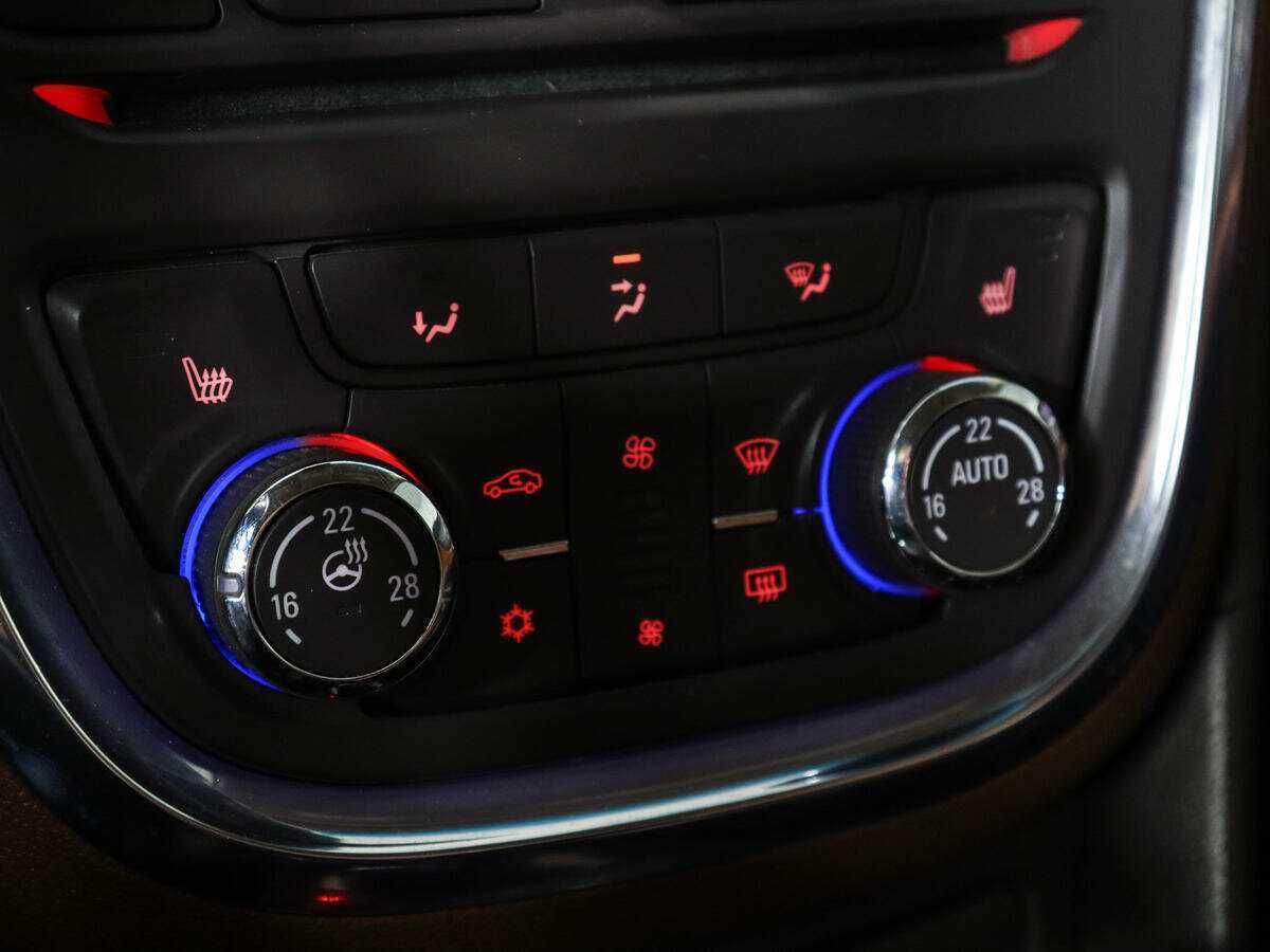 Opel Mokka 2013 года с пробегом. Фото: #13