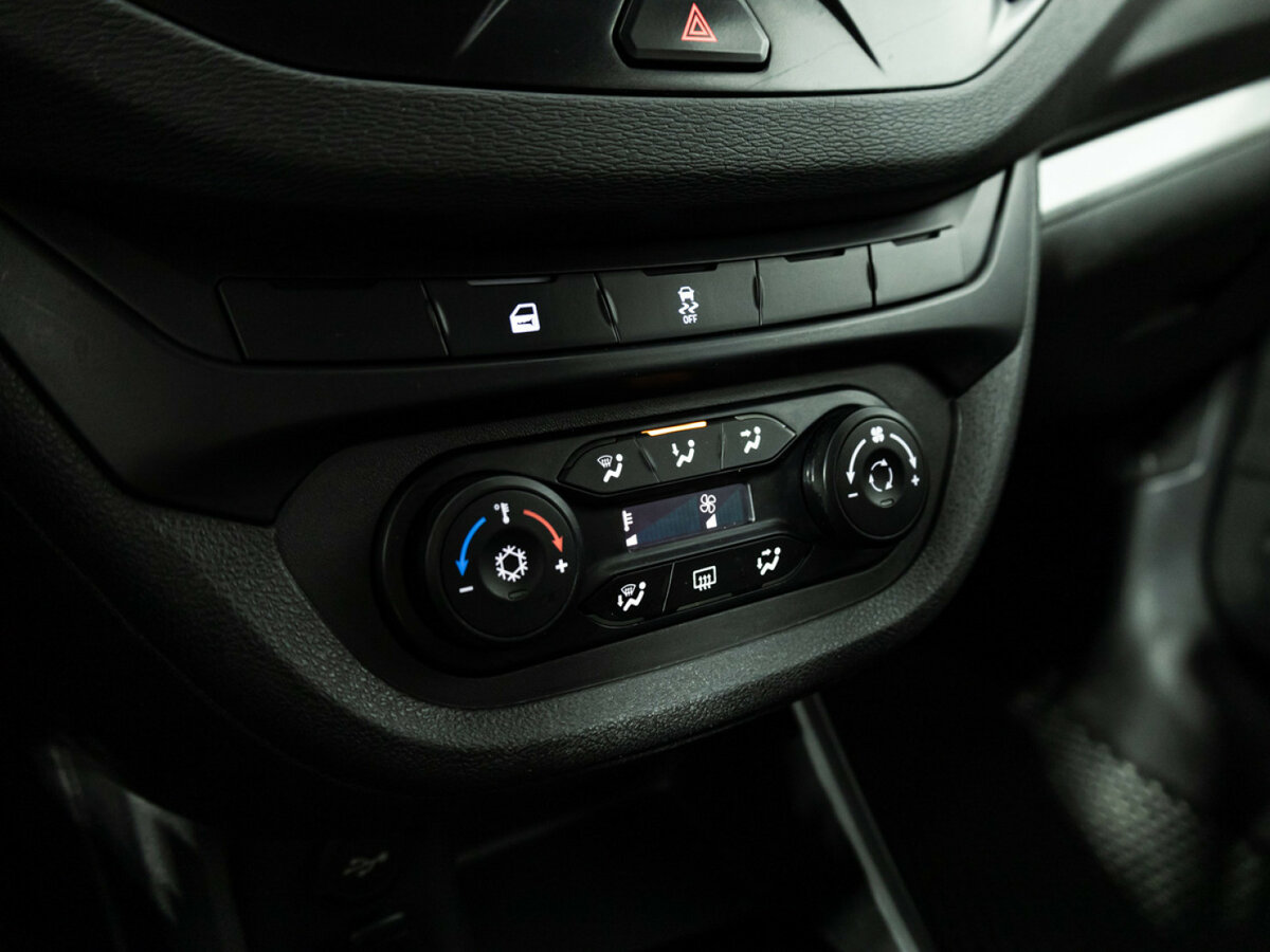 Lada (ВАЗ) Vesta 2020 года с пробегом. Фото: #15