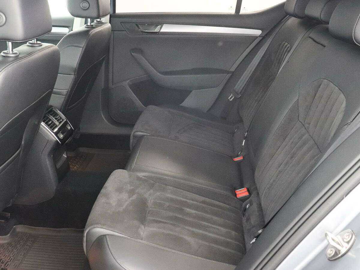 Skoda Superb 2019 года с пробегом. Фото: #8