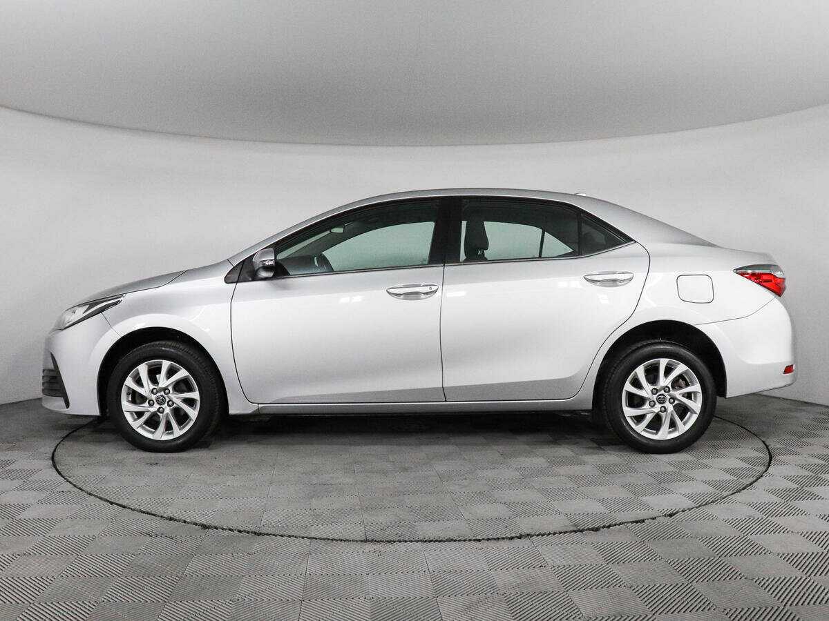 Toyota Corolla 2017 года с пробегом. Фото: #7