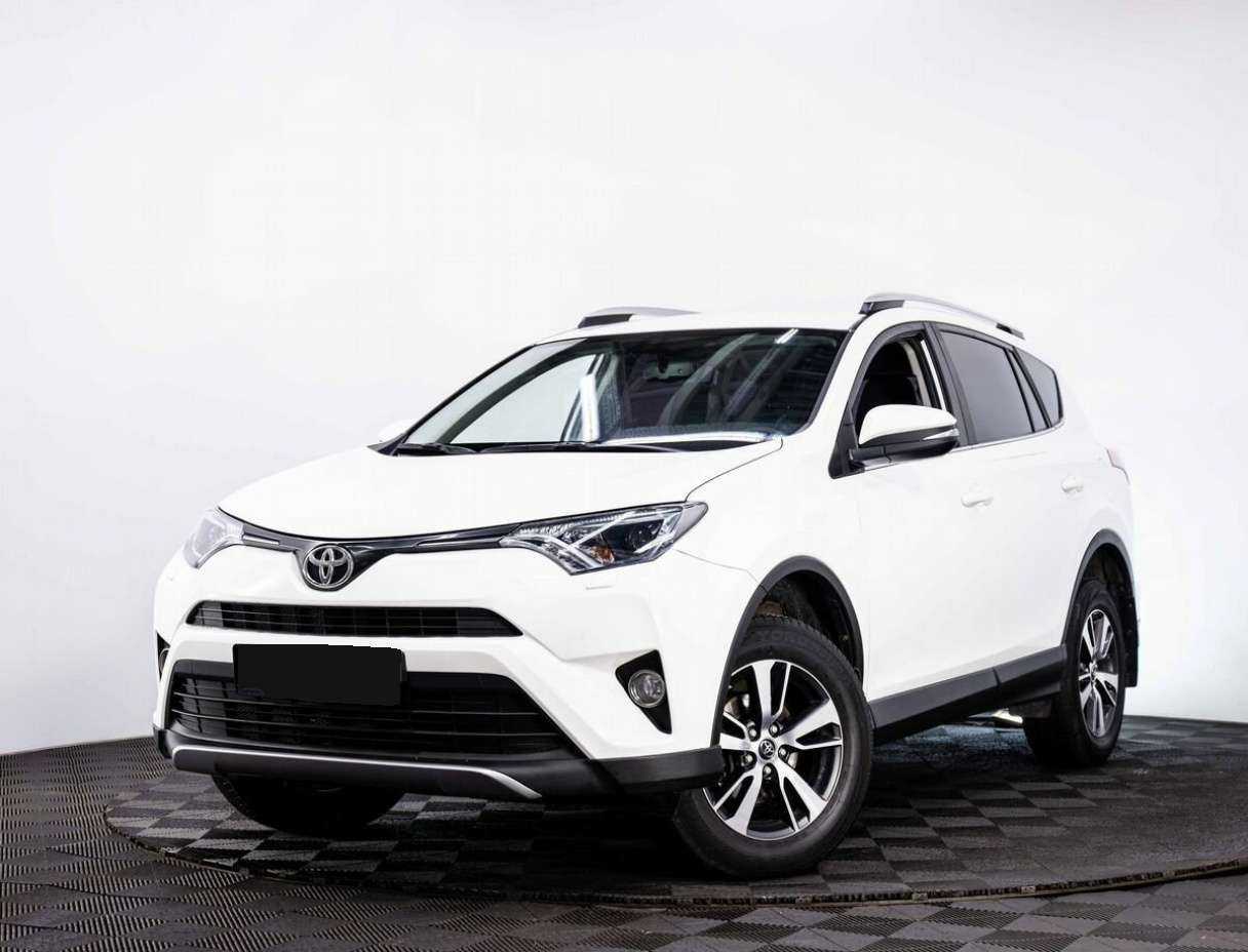 Toyota RAV4 2017 года с пробегом. Фото: #0