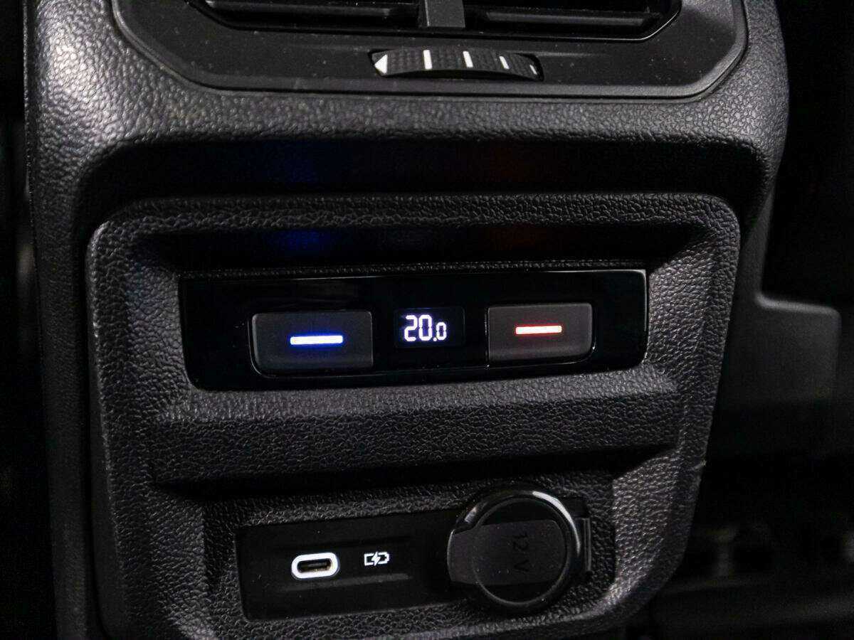 Volkswagen Tiguan 2021 года с пробегом. Фото: #18