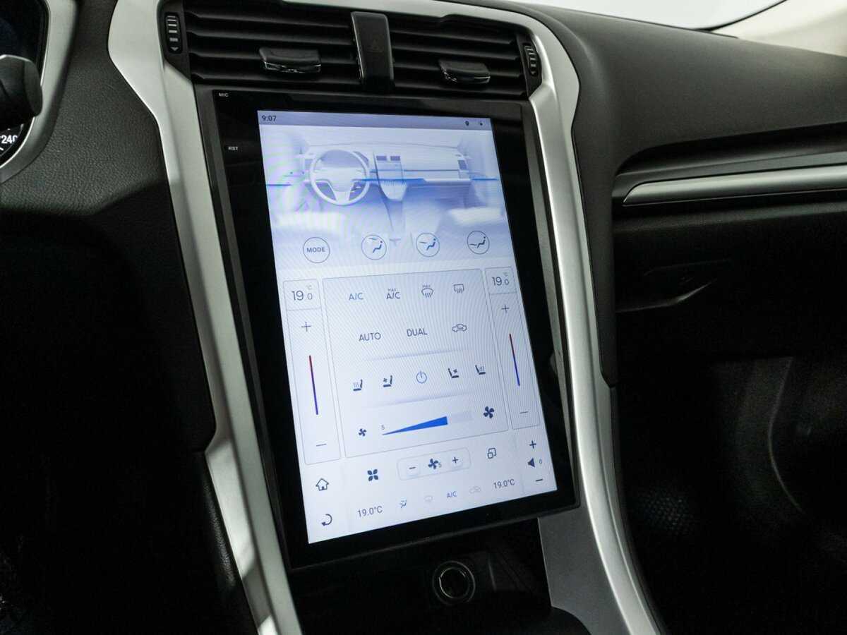 Ford Mondeo 2018 года с пробегом. Фото: #14