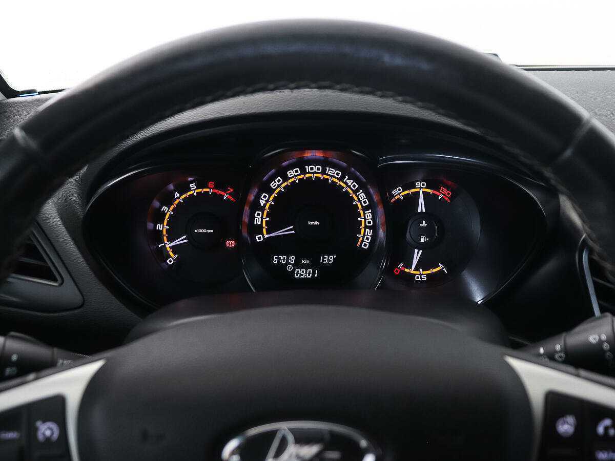 Lada (ВАЗ) Vesta 2020 года с пробегом. Фото: #10