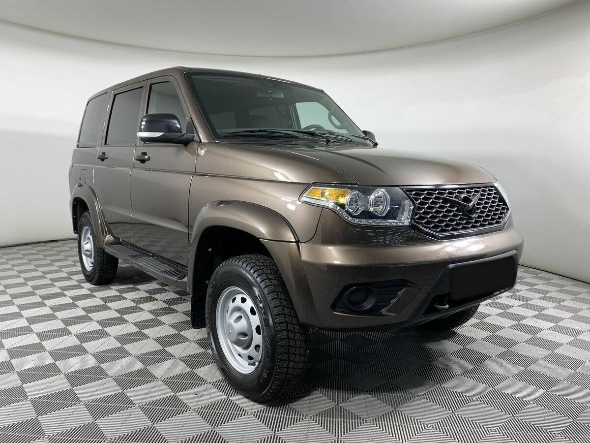 УАЗ Patriot 2023 года с пробегом. Фото: #2