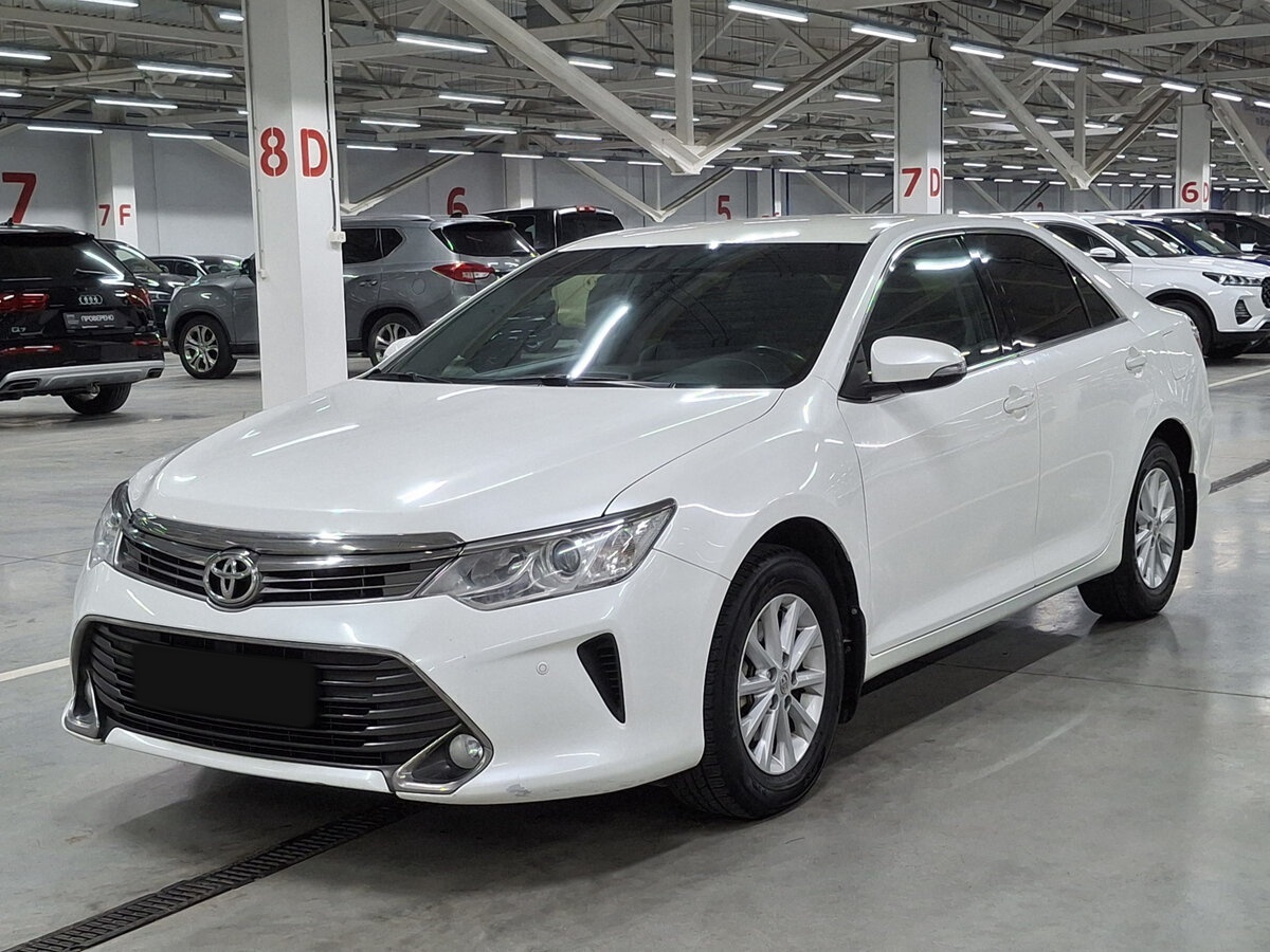 Toyota Camry 2015 года с пробегом. Фото: #0