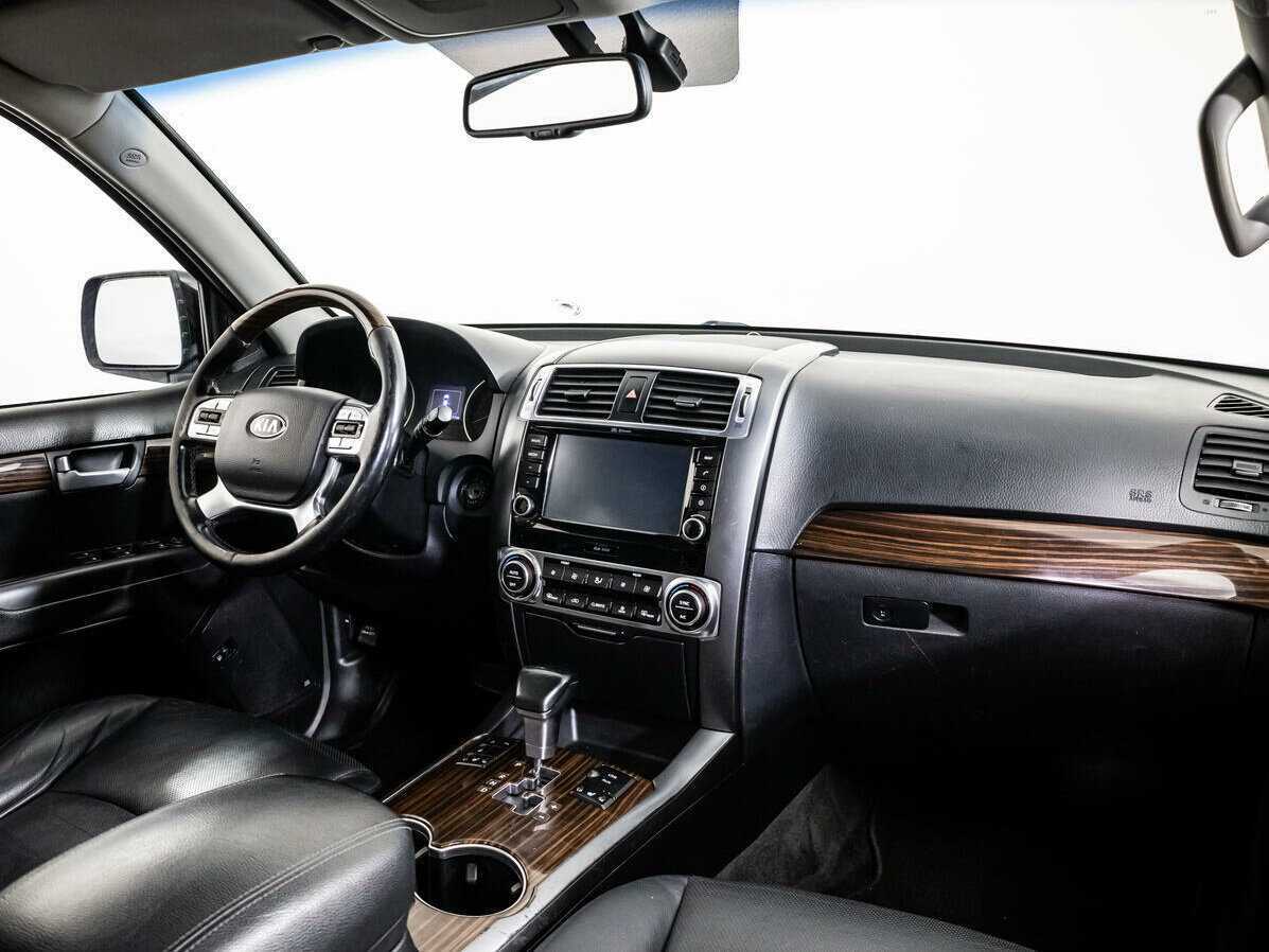 Kia Mohave 2017 года с пробегом. Фото: #8