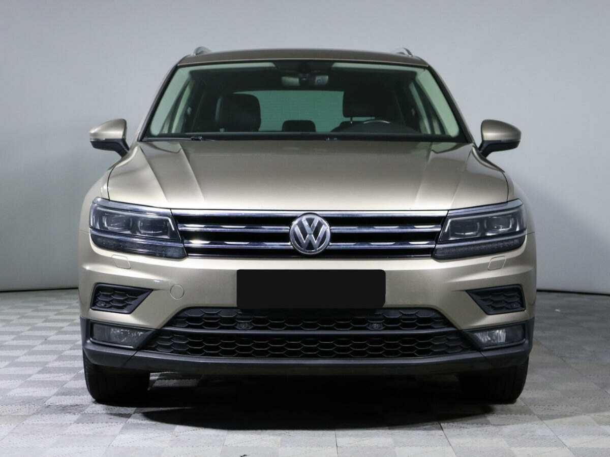 Volkswagen Tiguan 2018 года с пробегом. Фото: #1