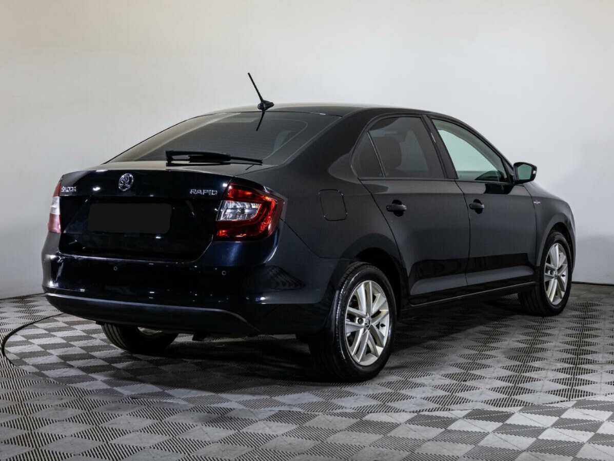 Skoda Rapid 2019 года с пробегом. Фото: #3