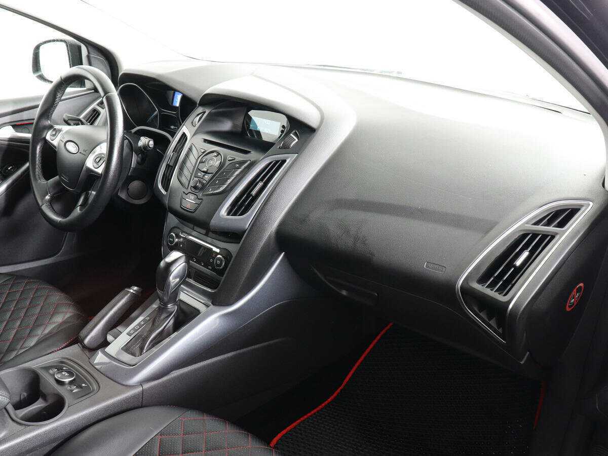 Ford Focus 2012 года с пробегом. Фото: #9