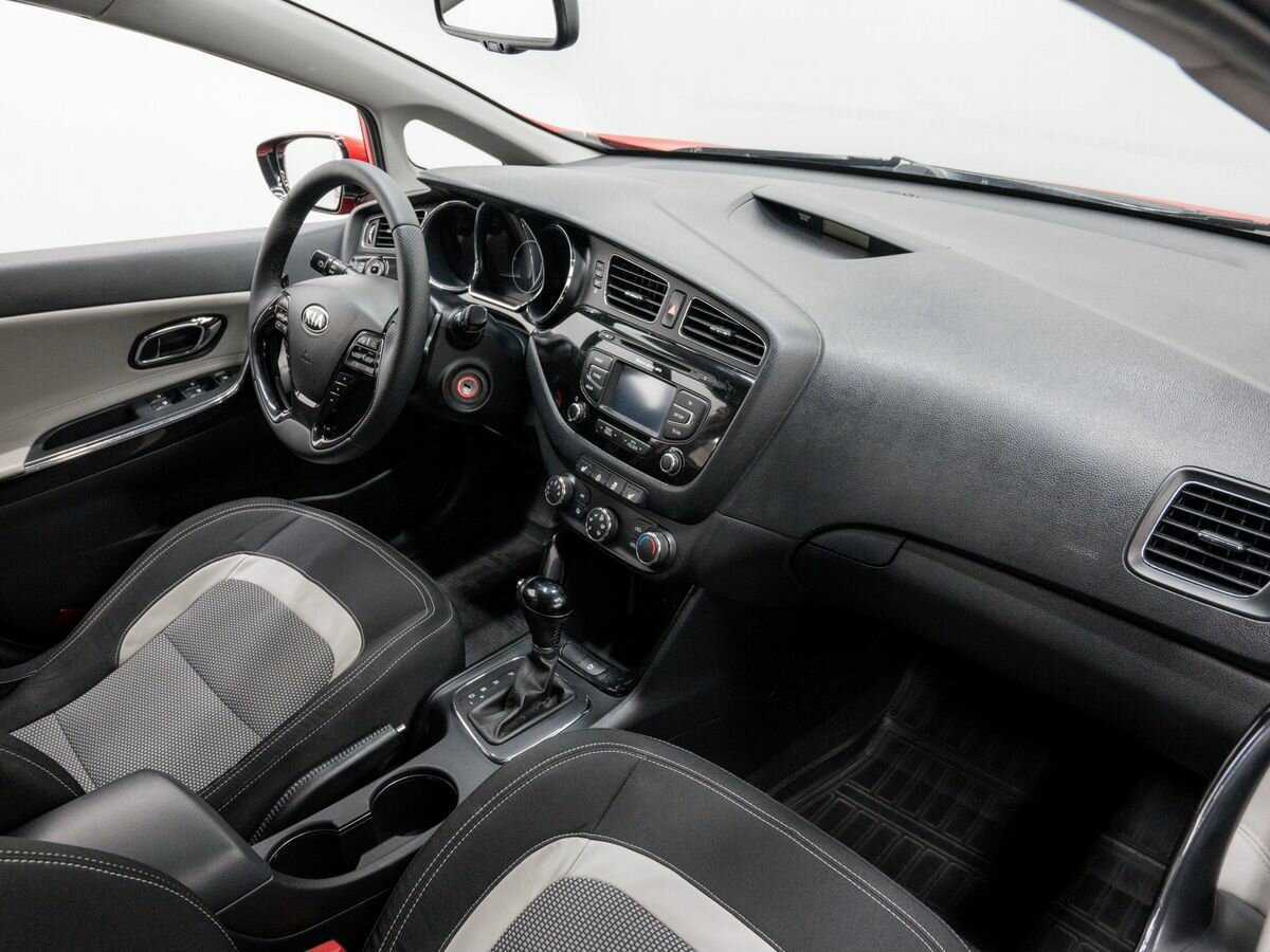 Kia Ceed 2014 года с пробегом. Фото: #7