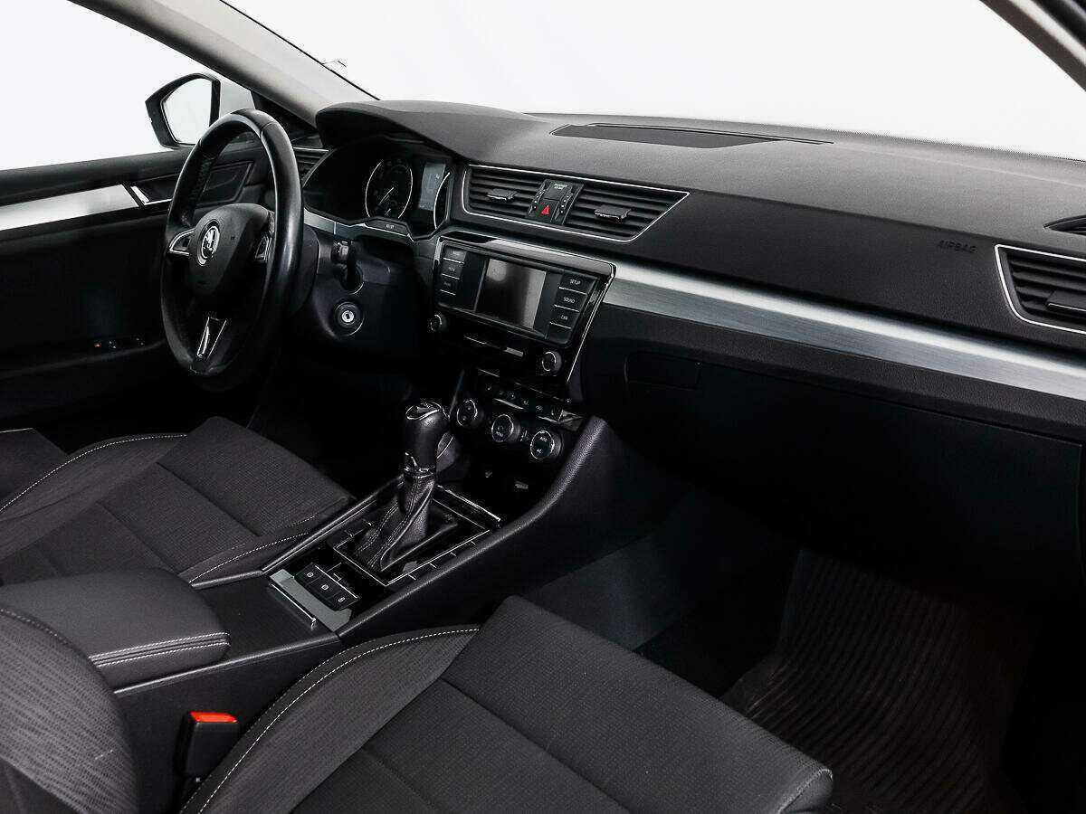 Skoda Superb 2016 года с пробегом. Фото: #10