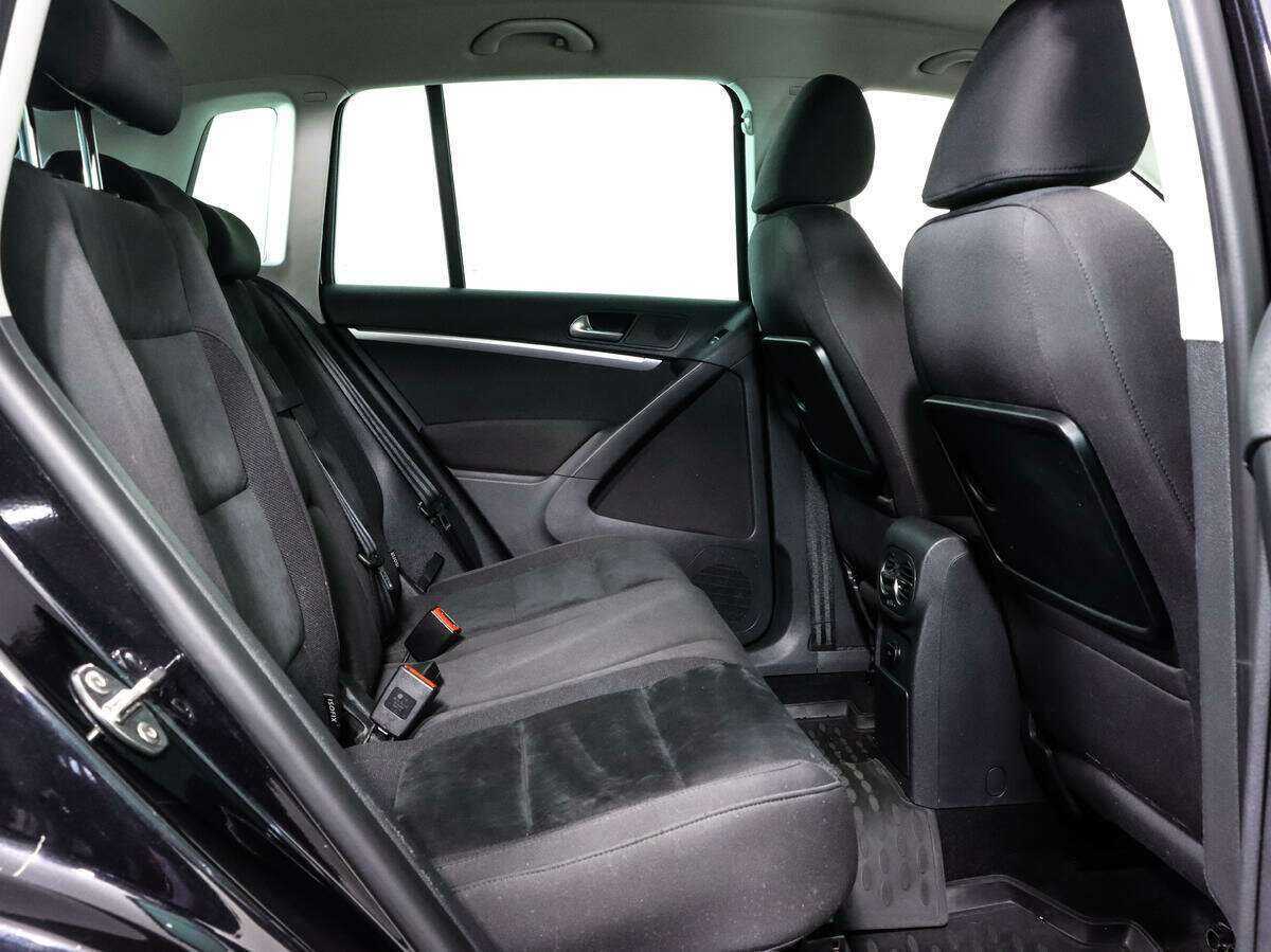 Volkswagen Tiguan 2012 года с пробегом. Фото: #14